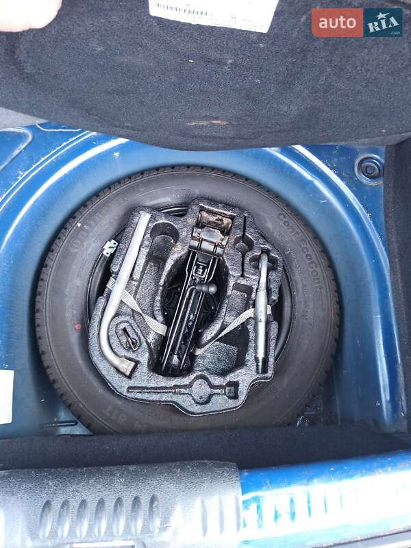 Хэтчбек Volkswagen Fox 2011 в Львове