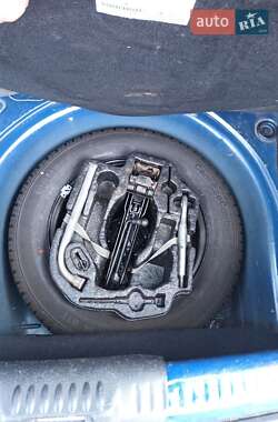 Хэтчбек Volkswagen Fox 2011 в  фото 16 Хэтчбек Volkswagen Fox 2011 в