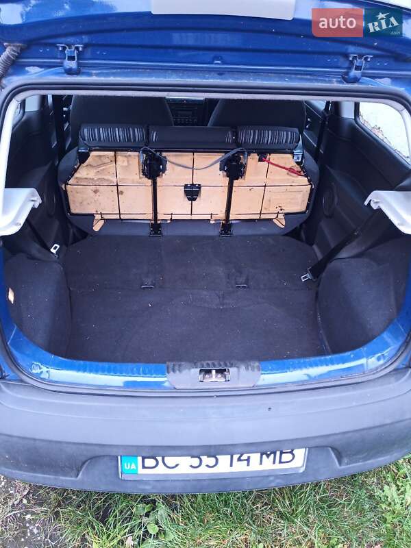 Хэтчбек Volkswagen Fox 2011 в Львове