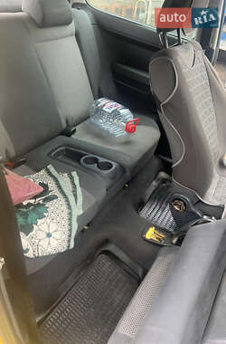 Хетчбек Volkswagen Fox 2006 в  фото 6 Хетчбек Volkswagen Fox 2006 в