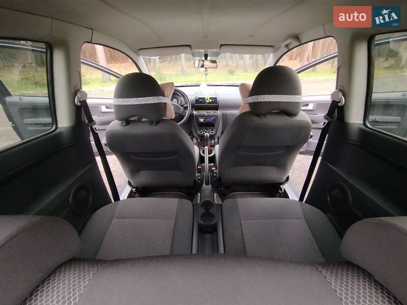 Хэтчбек Volkswagen Fox 2011 в Луцке фото 21 Хэтчбек Volkswagen Fox 2011 в Луцке