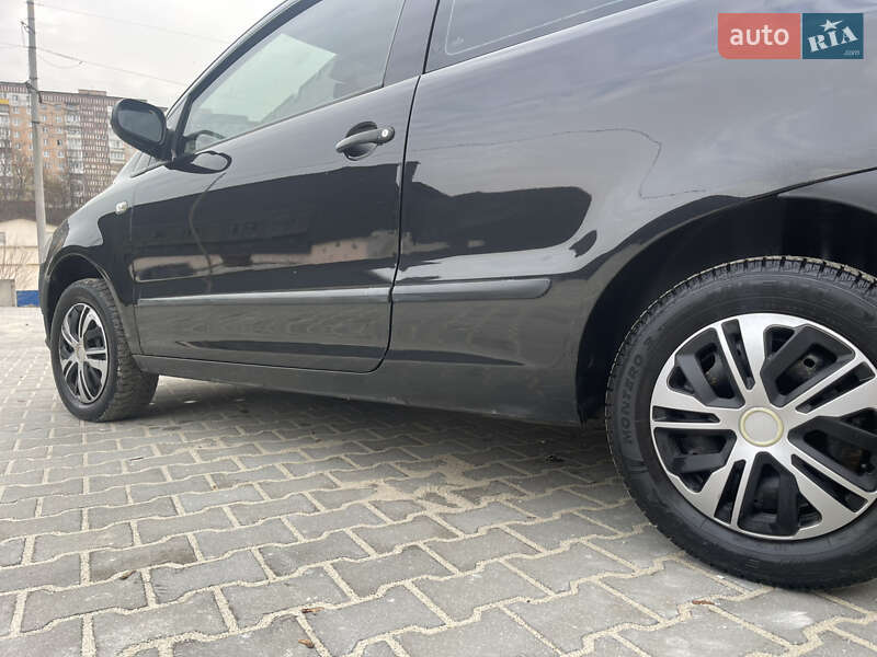 Хэтчбек Volkswagen Fox 2005 в Тернополе