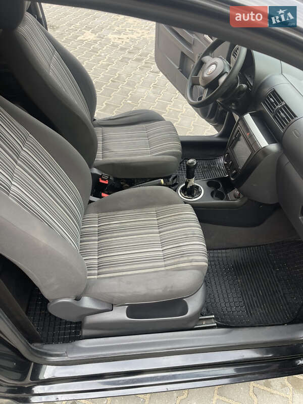 Хэтчбек Volkswagen Fox 2005 в Тернополе