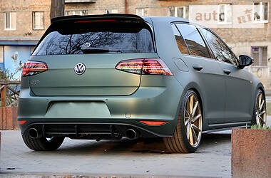 Хетчбек Volkswagen Gol 2015 в 