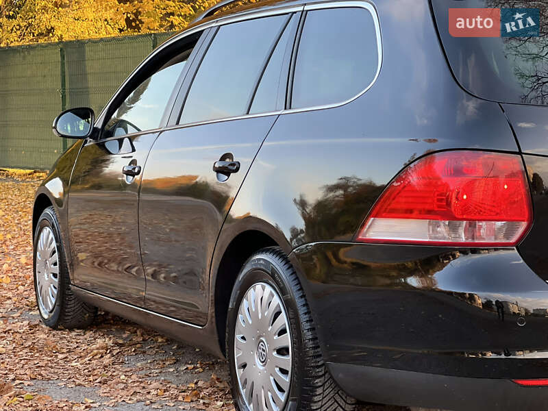 Хетчбек Volkswagen Gol 2010 в Тернополі