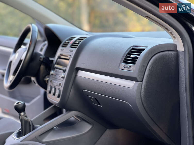 Хетчбек Volkswagen Gol 2010 в Тернополі