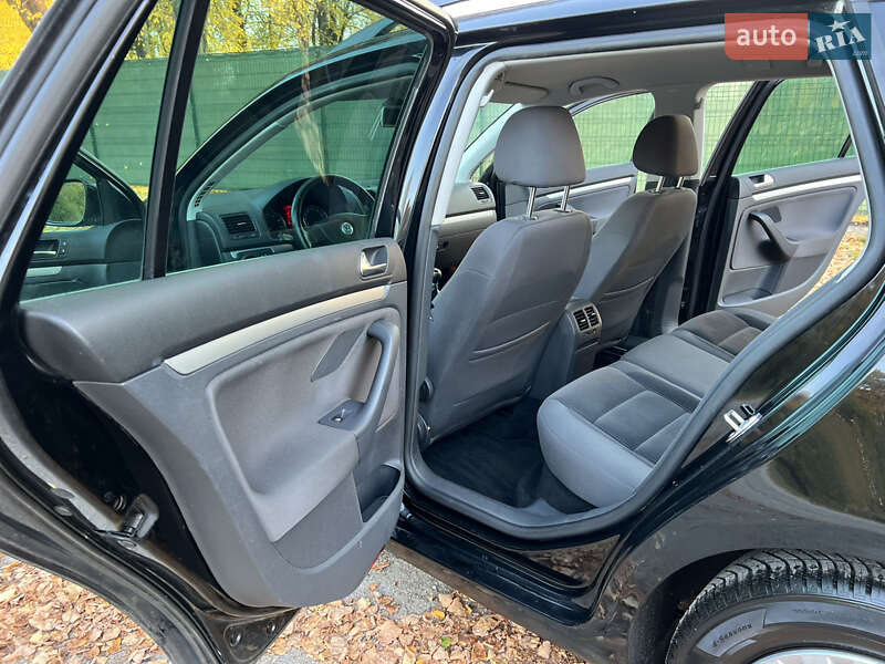 Хетчбек Volkswagen Gol 2010 в Тернополі