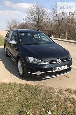 Універсал Volkswagen Golf Alltrack 2018 в Львові