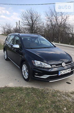 Універсал Volkswagen Golf Alltrack 2018 в Львові