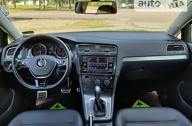 Универсал Volkswagen Golf Alltrack 2017 в Николаеве