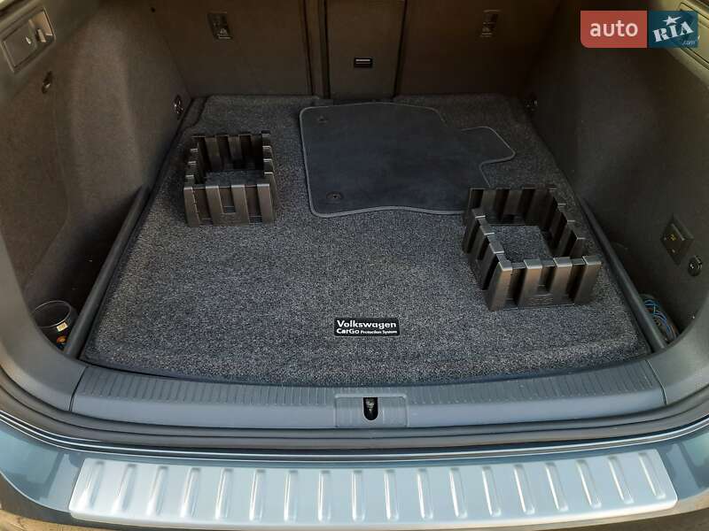 Универсал Volkswagen Golf Alltrack 2018 в Львове