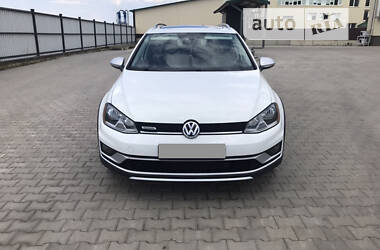 Универсал Volkswagen Golf Alltrack 2016 в Луцке