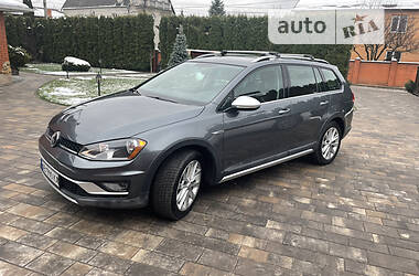 Volkswagen Golf Alltrack 2016