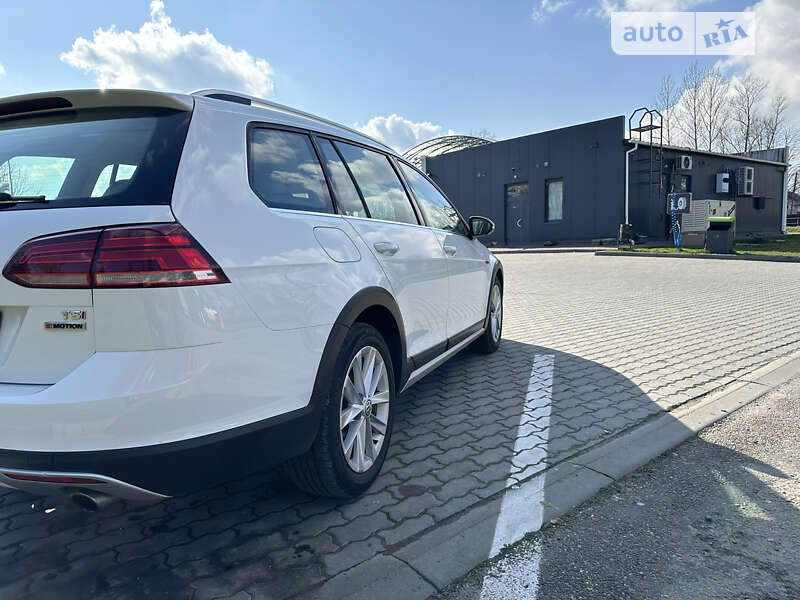 Универсал Volkswagen Golf Alltrack 2018 в Ивано-Франковске