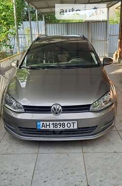 Универсал Volkswagen Golf Alltrack 2015 в Славянске