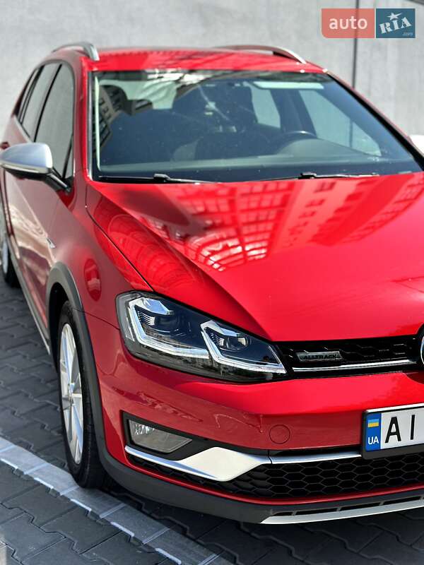 Універсал Volkswagen Golf Alltrack 2016 в Фастові