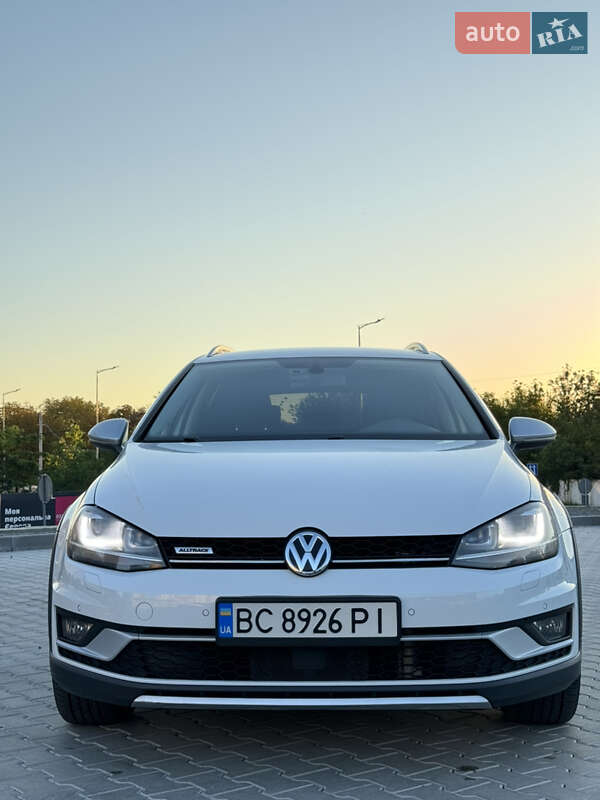Универсал Volkswagen Golf Alltrack 2016 в Львове
