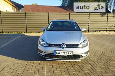 Універсал Volkswagen Golf Alltrack 2016 в Черкасах