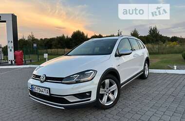 Універсал Volkswagen Golf Alltrack 2017 в Львові