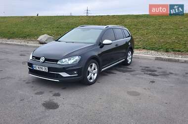 Универсал Volkswagen Golf Alltrack 2017 в Днепре