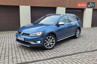 Універсал Volkswagen Golf Alltrack 2017 в Коломиї