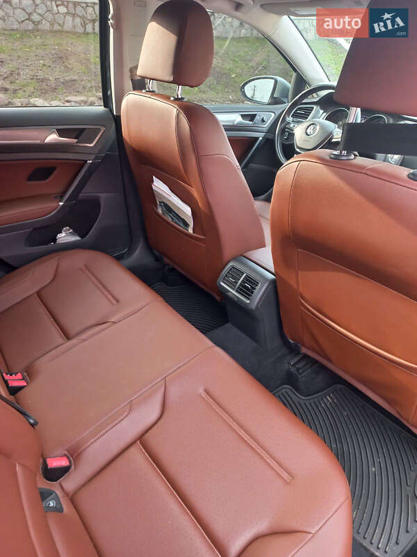 Универсал Volkswagen Golf Alltrack 2016 в Кременчуге