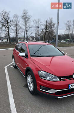 Универсал Volkswagen Golf Alltrack 2016 в Житомире