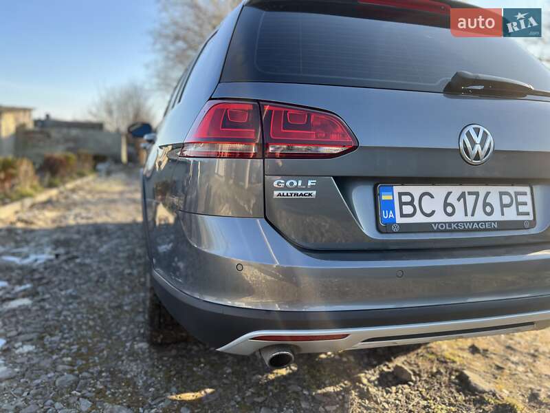 Універсал Volkswagen Golf Alltrack 2017 в Львові