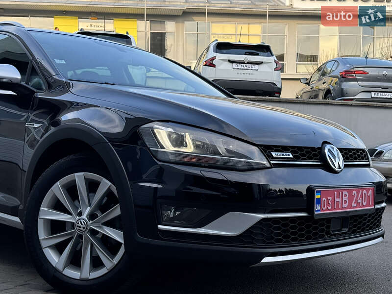 Універсал Volkswagen Golf Alltrack 2016 в 