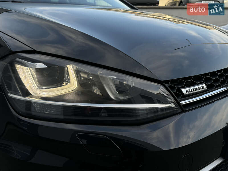 Универсал Volkswagen Golf Alltrack 2016 в Ровно