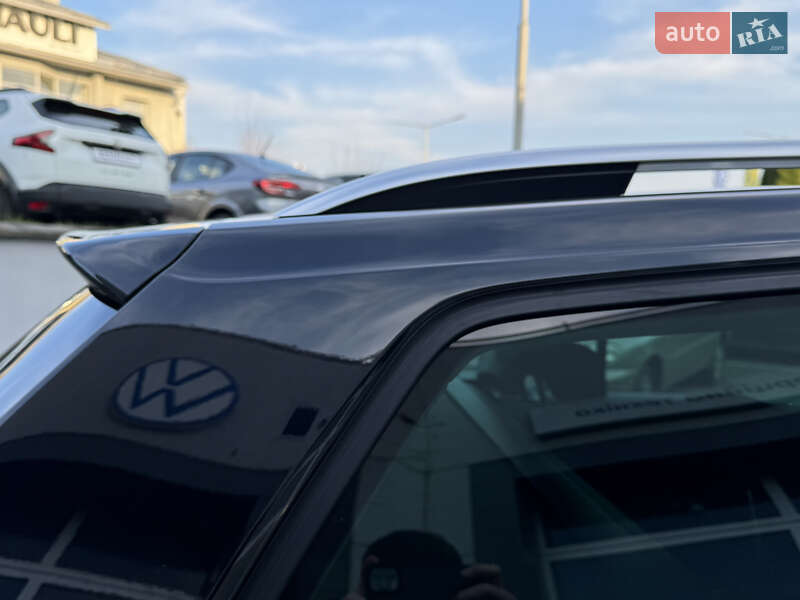 Универсал Volkswagen Golf Alltrack 2016 в Ровно