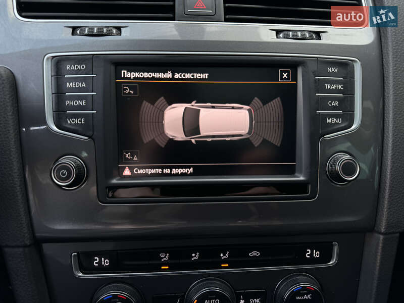 Универсал Volkswagen Golf Alltrack 2016 в Ровно
