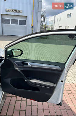 Универсал Volkswagen Golf Alltrack 2017 в 