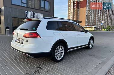 Универсал Volkswagen Golf Alltrack 2017 в 
