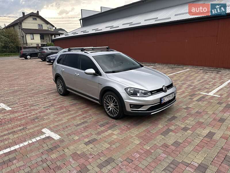 Универсал Volkswagen Golf Alltrack 2016 в Львове