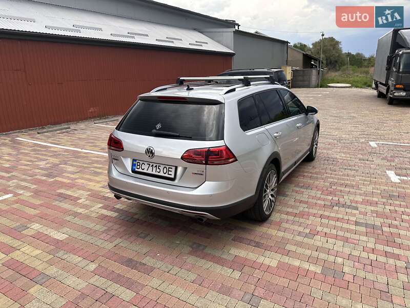 Универсал Volkswagen Golf Alltrack 2016 в Львове