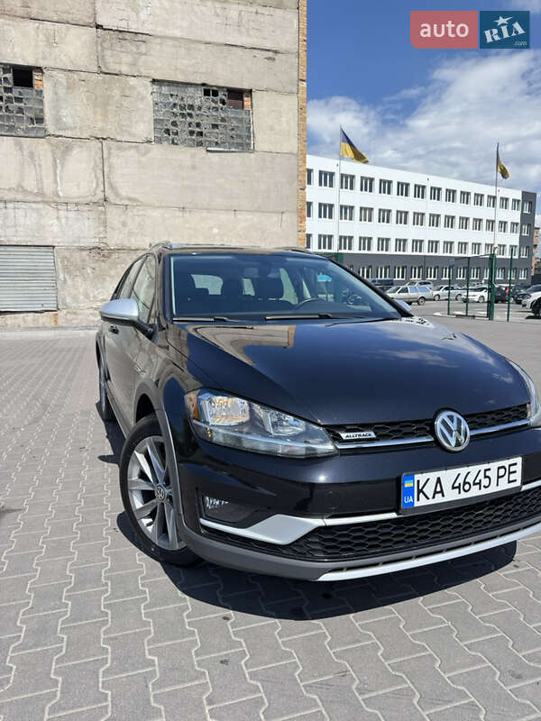 Універсал Volkswagen Golf Alltrack 2017 в Василькові