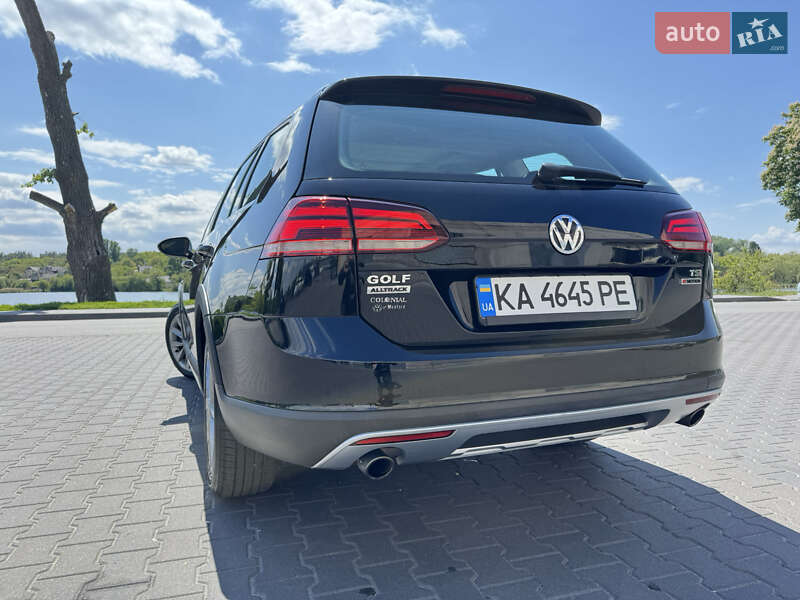 Універсал Volkswagen Golf Alltrack 2017 в Василькові