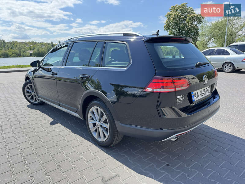 Універсал Volkswagen Golf Alltrack 2017 в Василькові