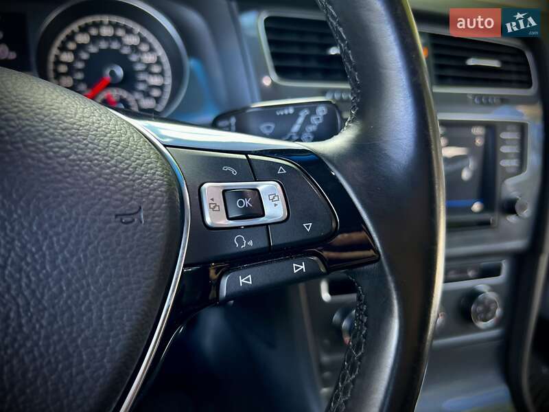 Универсал Volkswagen Golf Alltrack 2016 в Запорожье