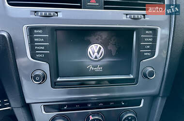 Універсал Volkswagen Golf Alltrack 2017 в 