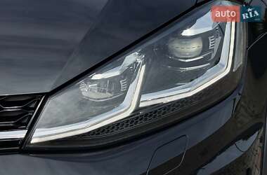 Універсал Volkswagen Golf Alltrack 2018 в 