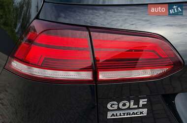 Універсал Volkswagen Golf Alltrack 2018 в 