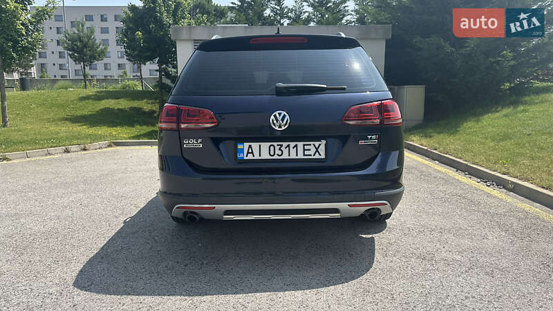 Универсал Volkswagen Golf Alltrack 2016 в Киеве