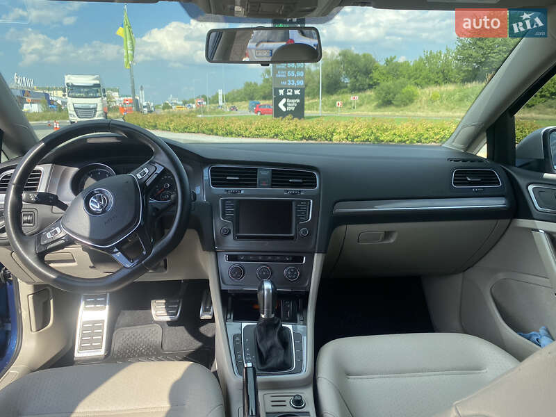 Универсал Volkswagen Golf Alltrack 2016 в Львове