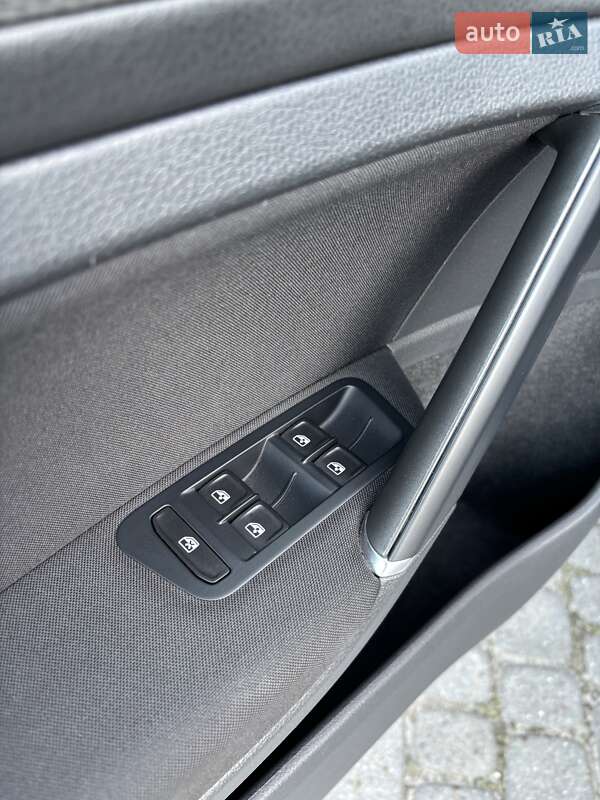 Универсал Volkswagen Golf Alltrack 2015 в Львове фото 16 Универсал Volkswagen Golf Alltrack 2015 в Львове
