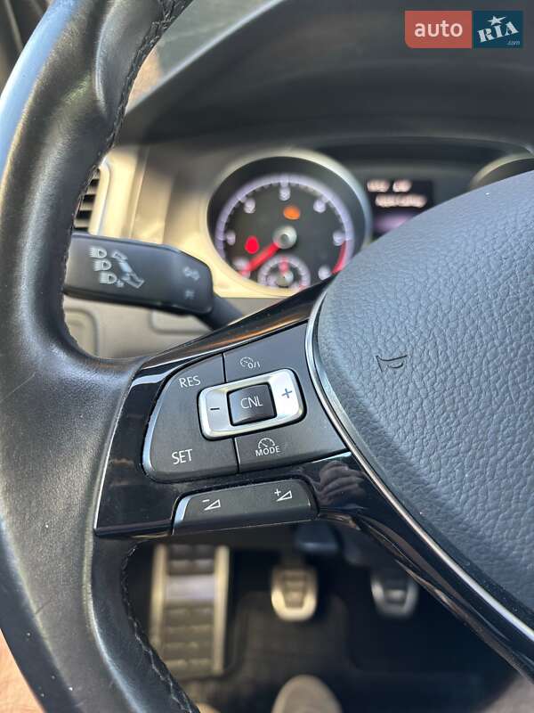 Универсал Volkswagen Golf Alltrack 2015 в Львове фото 32 Универсал Volkswagen Golf Alltrack 2015 в Львове