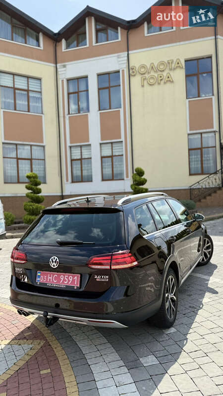 Универсал Volkswagen Golf Alltrack 2018 в Дрогобыче