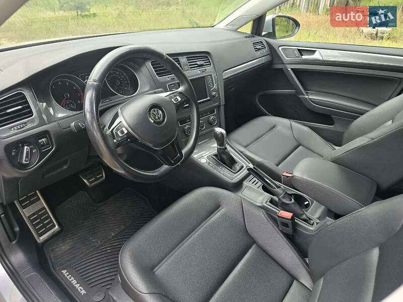 Универсал Volkswagen Golf Alltrack 2016 в Черкассах