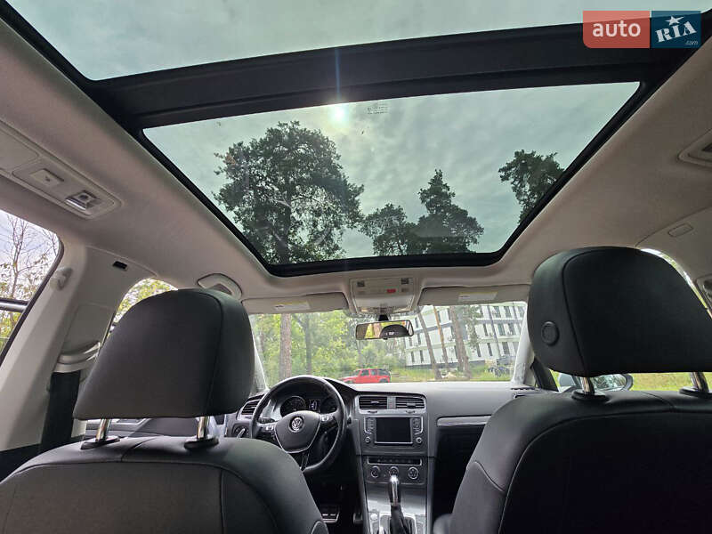 Универсал Volkswagen Golf Alltrack 2016 в Черкассах